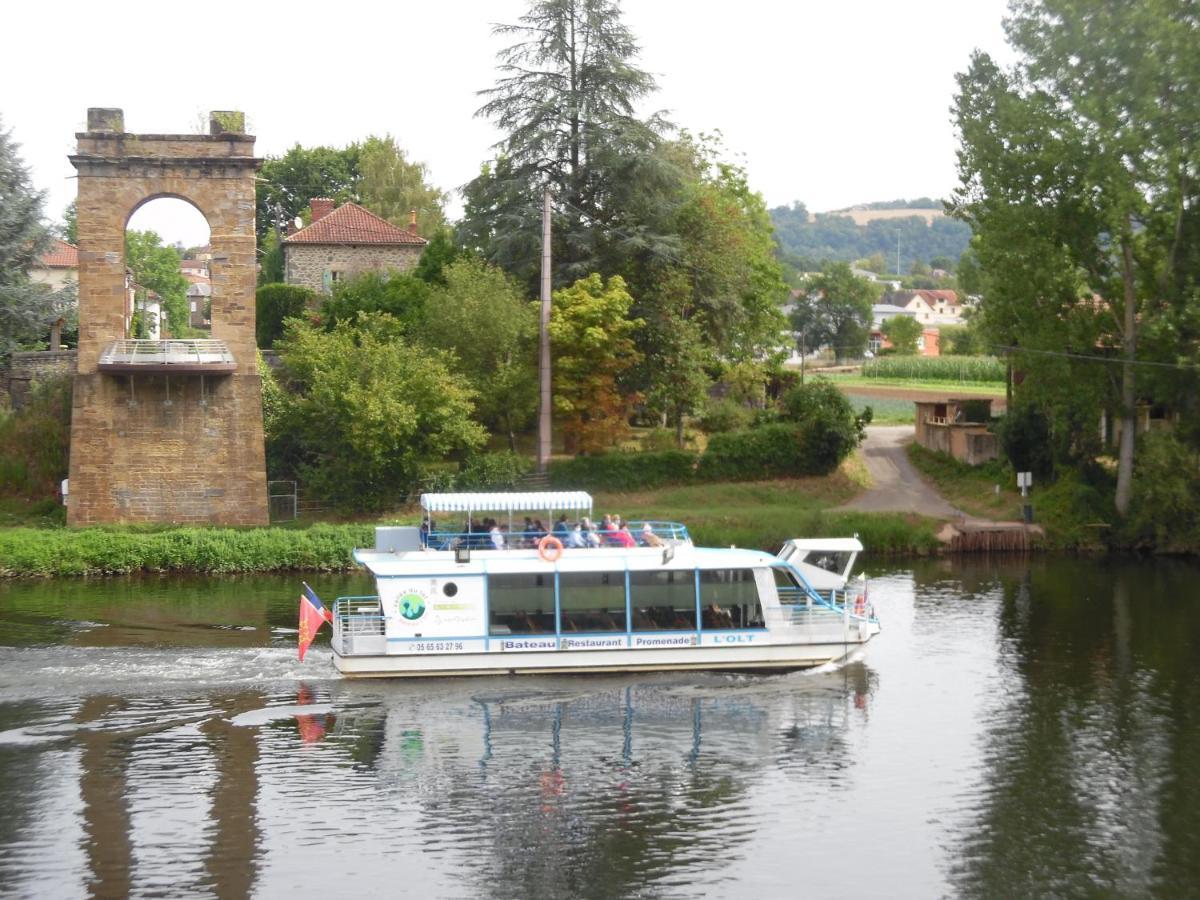 Le Pont De Livinhac Hotel Decazeville Luaran gambar